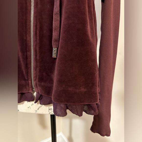 Vintage Juicy Couture zip up medium - Picture 7 of 12